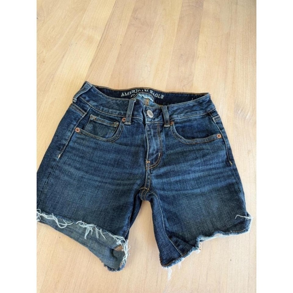 American Eagle Midi Shorts Womens 0 Dark Wash Super Stretch Raw Hem Denim Jean